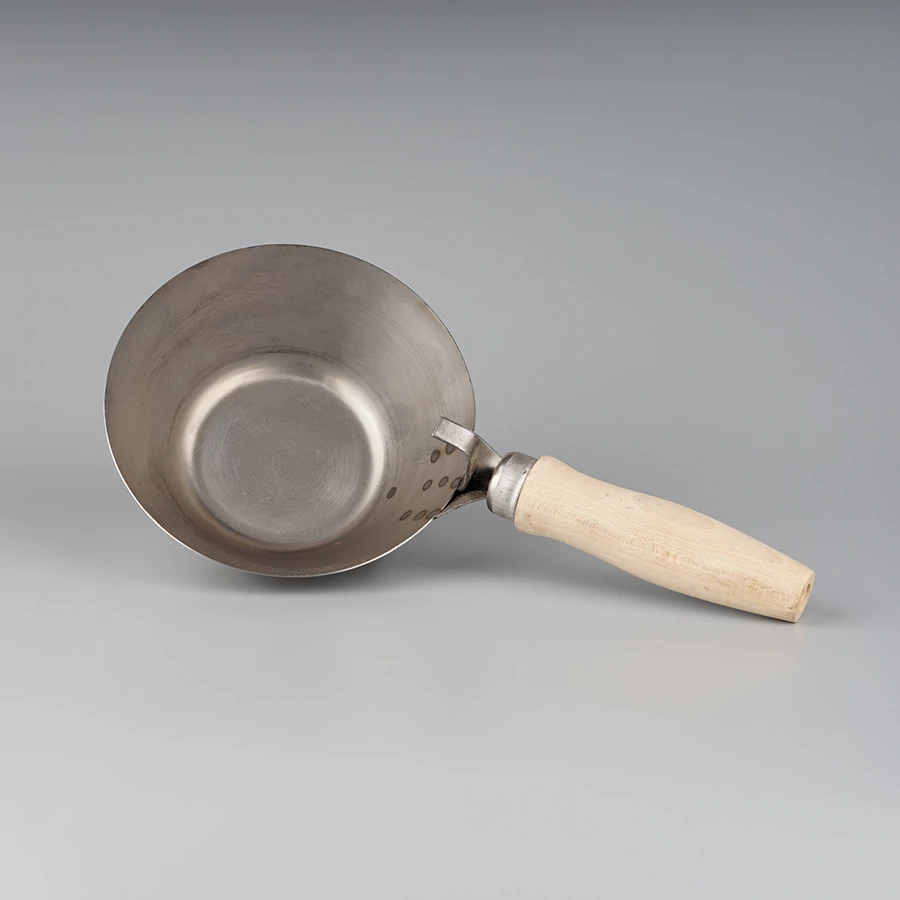 Kőműves serpenyő (fandli) 160 mm-es